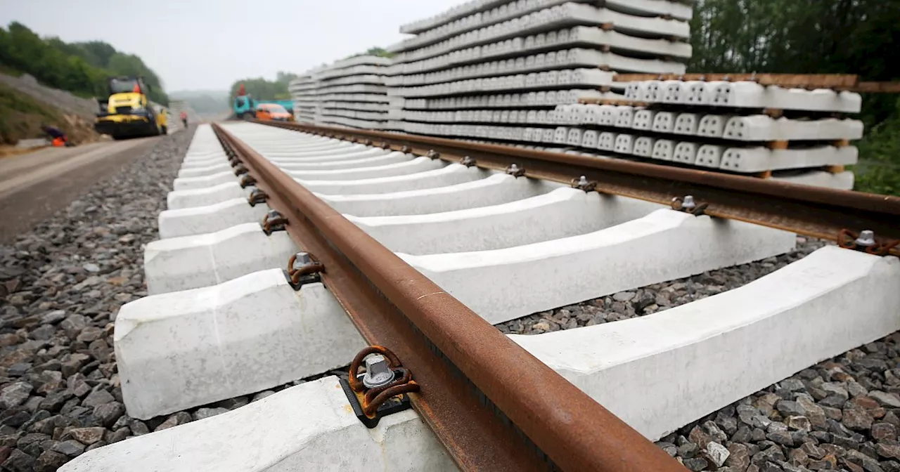 Bauarbeiten an Bahnstrecke rund um Wuppertal - Verspätungen und Ausfälle