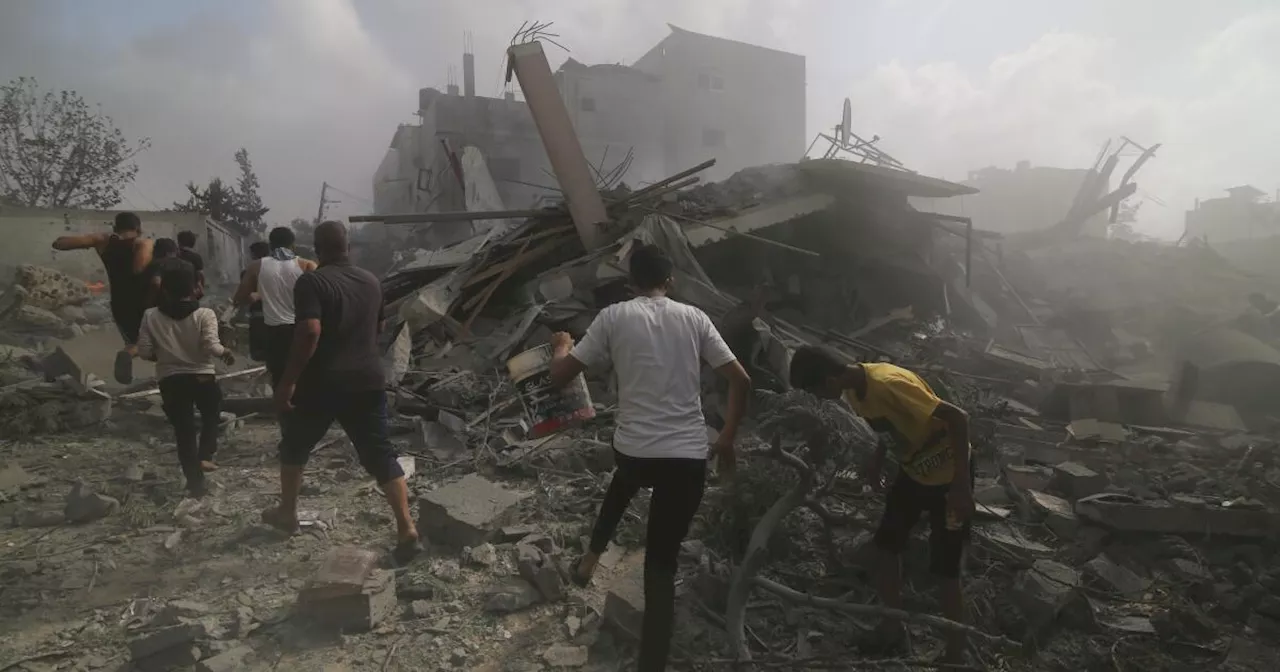 | Israeli warplanes strike targets ahead of expected ground offensive in Gaza