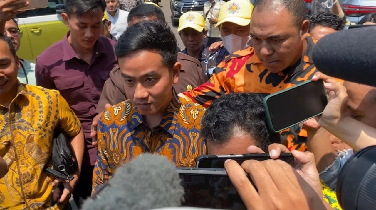 Respons Gibran Usai Resmi Jadi Cawapres Prabowo: Tetap Santuy Walau Sedang Trending