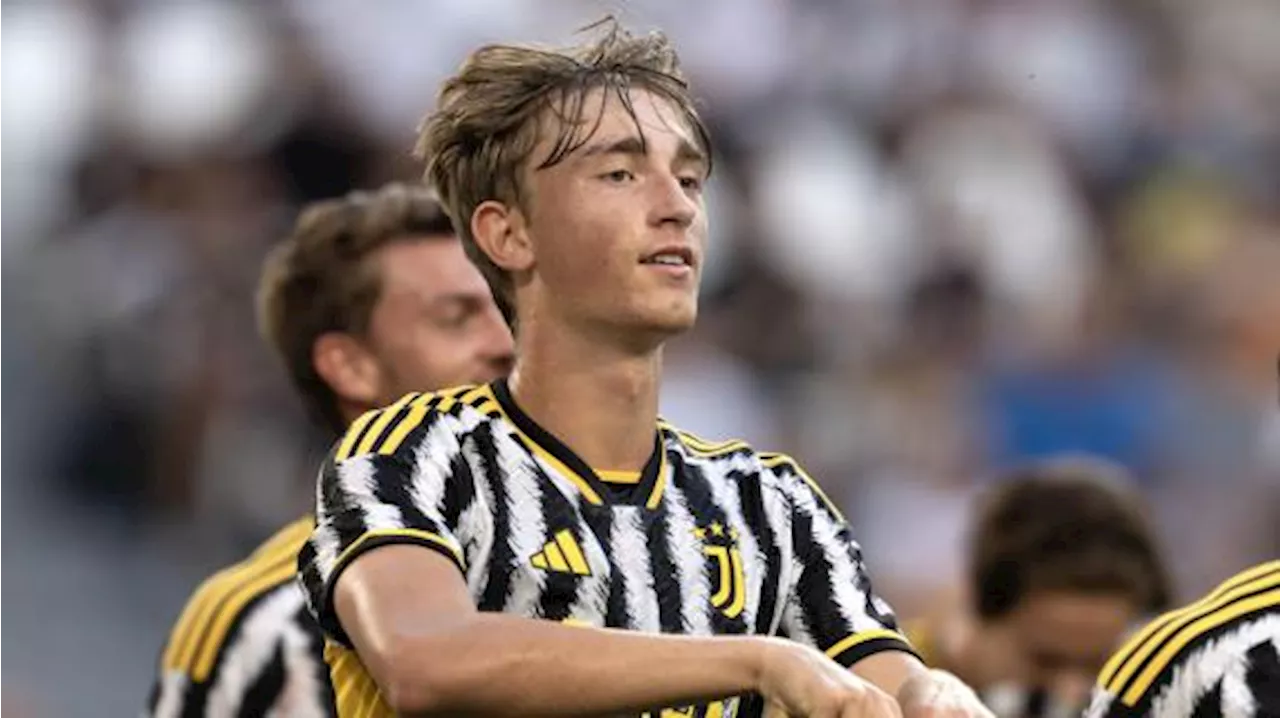 Il 18enne Huijsen festeggia l'esordio in A con la Juve: 'Una serata che sognavo da bambino'