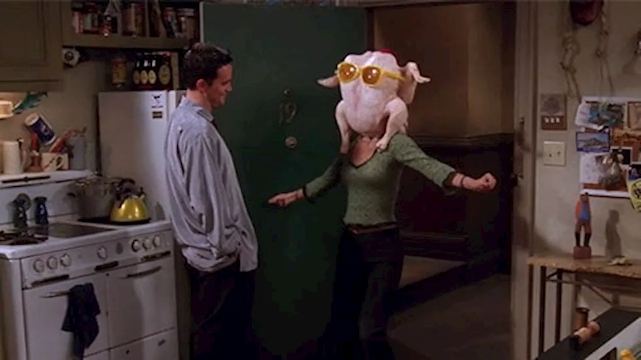 22 Best Thanksgiving TV Episodes: ‘Friends,’ ‘Gilmore Girls,’ ‘Gossip Girl,’ and More