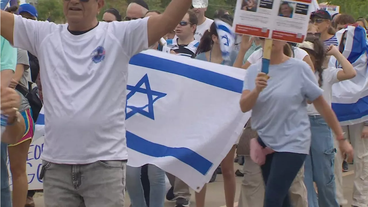 Two marches, two different views: Separate Dallas rallies supported Israel, Palestine on Sunday