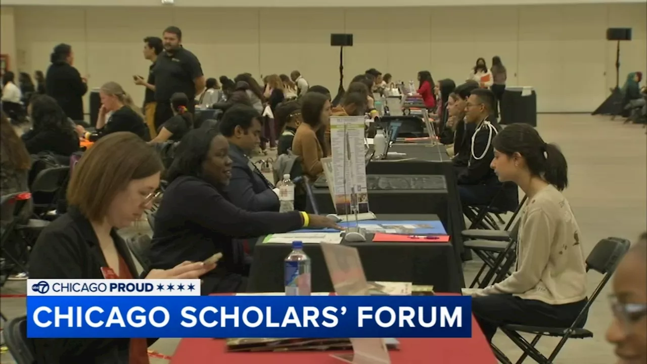 Chicago HS scholars get chance to meet with hundreds of colleges at Navy Pier