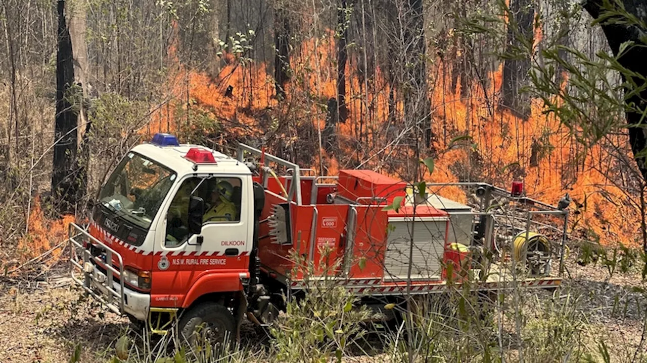 Extreme bushfire warning for northern NSW and the Hunter as BOM forecasts near-record heat