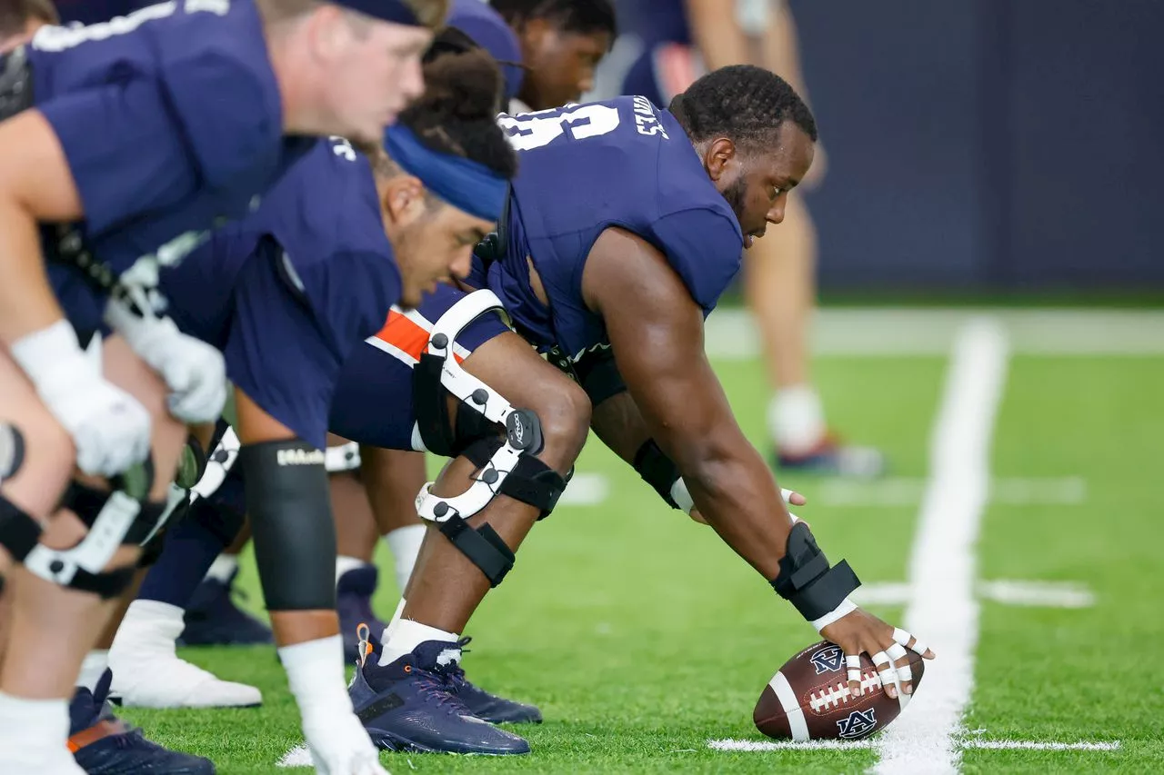 Auburn center Avery Jones not seen at Tuesday practice window