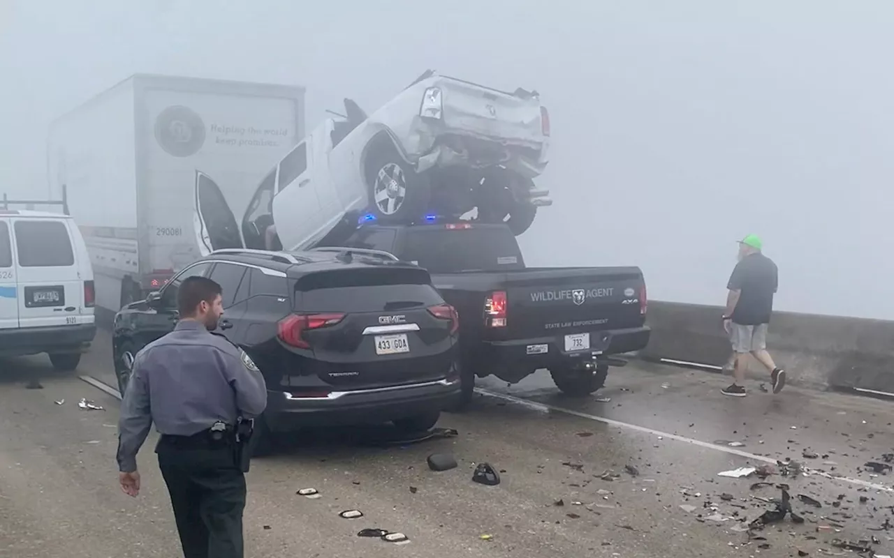 'Superniebla' provoca choque de 158 vehículos y varias muertes en Luisina