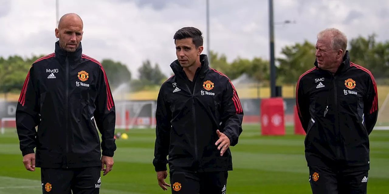 Jadi Kandidat Pelatih Baru Ajax Amsterdam, Tangan Kanan Erik Ten Hag: Maaf Gak Dulu!