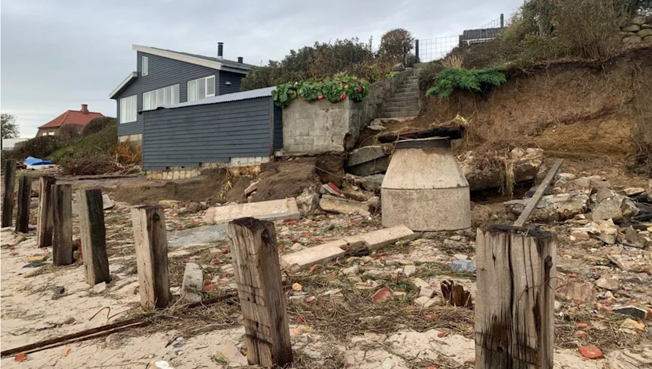 100 meter lang skråning flået bort af stormflod: 'Det er mest voldsomme, jeg har oplevet'