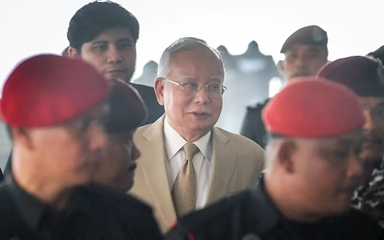 Prosecution seeks to amend charges in Najib’s 1MDB trial