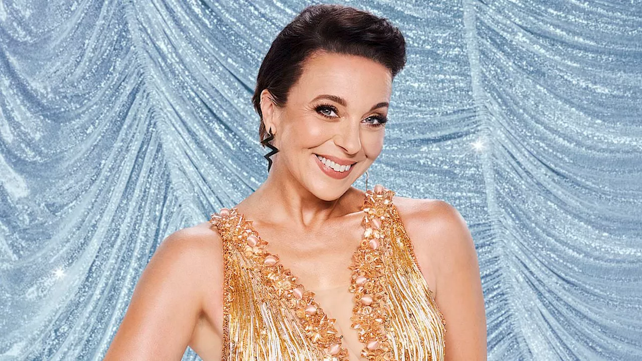 Trans activist trolls celebrate Amanda Abbington quitting Strictly Come Dancing as she shuts down...