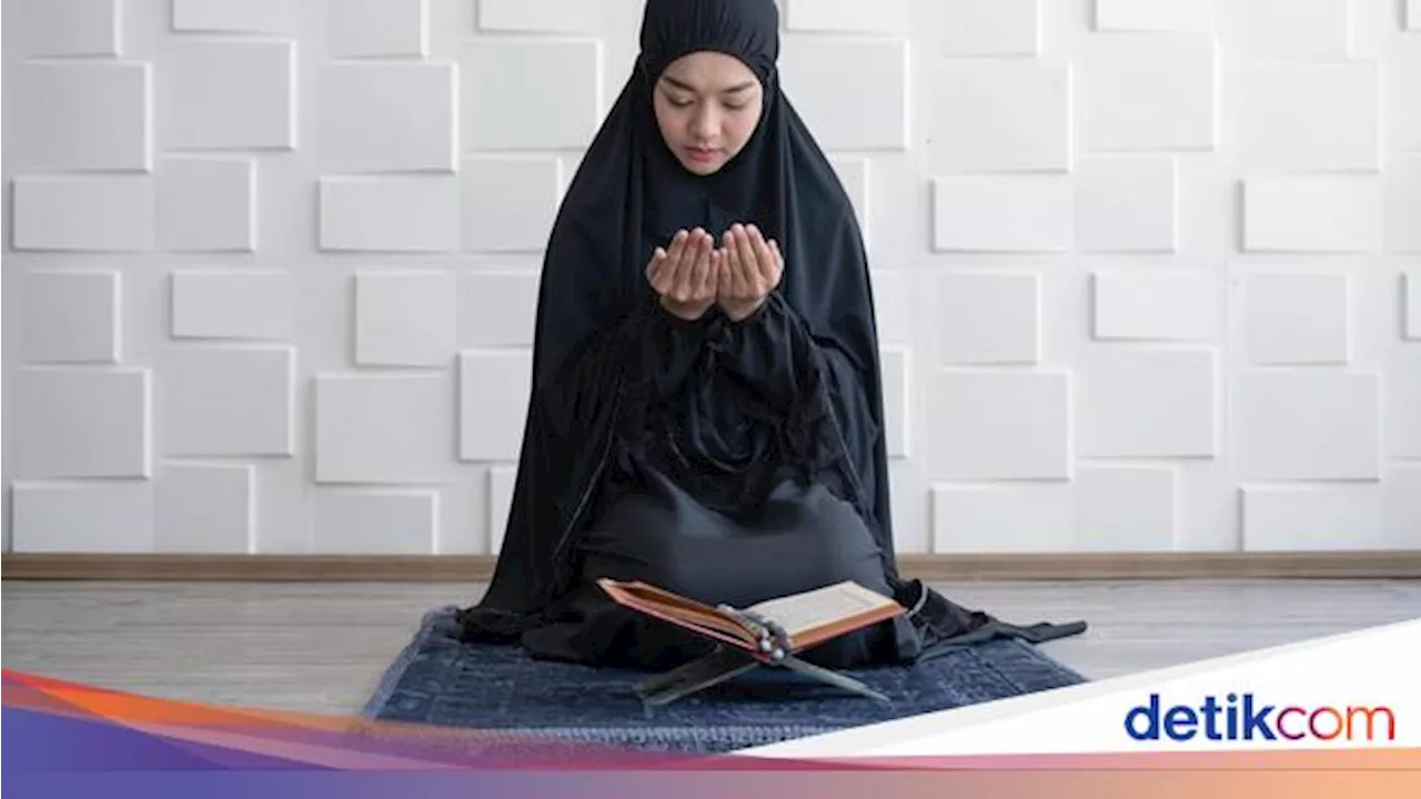 Hadits Anjuran Sholat di Rumah bagi Perempuan