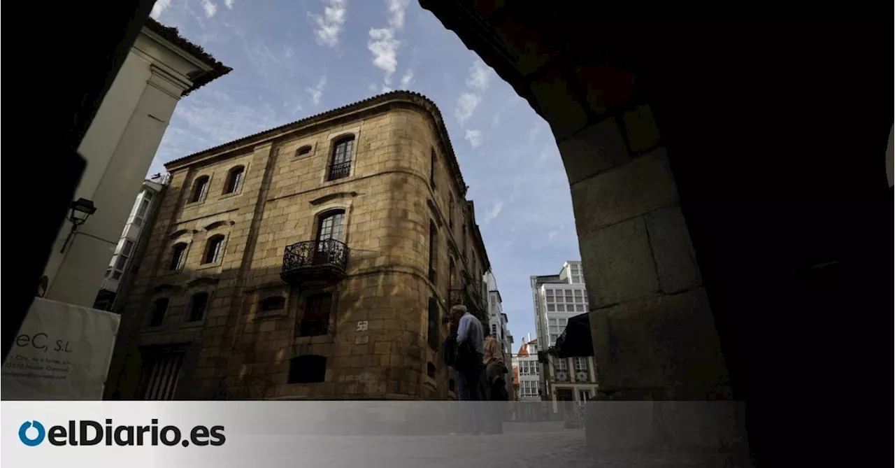 La familia Franco deberá abrir la Casa Cornide de A Coruña cuatro días al mes