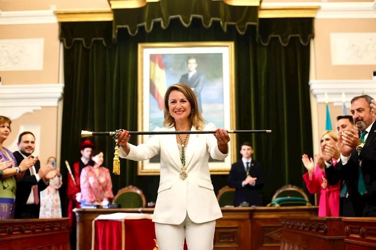 PP y Vox acusan a la “izquierda” de ser “cómplices de la prostitución de menores tuteladas”