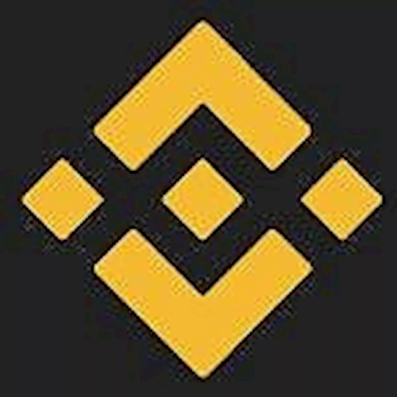 Binance challenges CFTC lawsuit again with bid for dismissal as another key executive departs