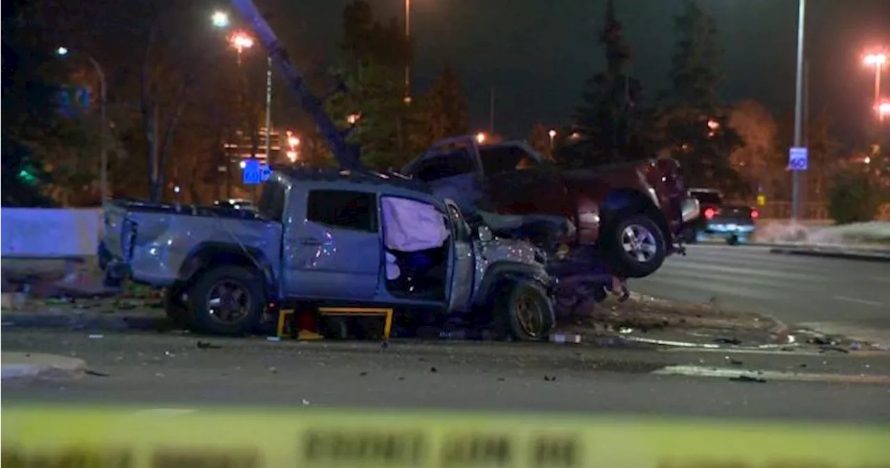 Crash prompts Edmonton police to shut 118 Avenue at Wayne Gretzky Drive