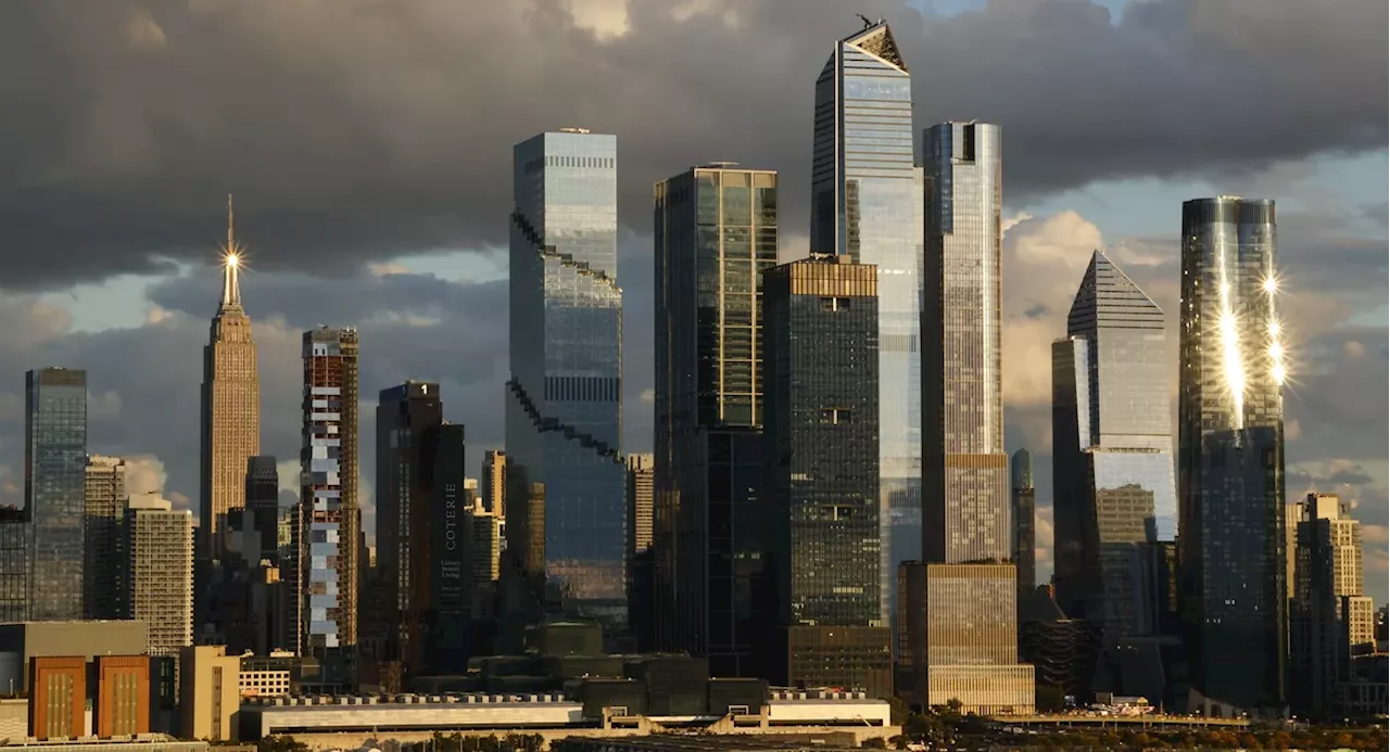 Hundreds attend NYC buildings hearing about softened enforcement for major climate law