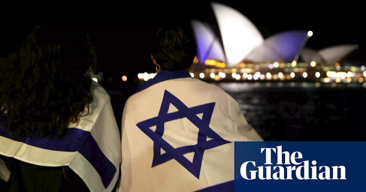 NSW police asked for ‘urgent threat assessment’ after premier’s decision to light Opera House for Israel