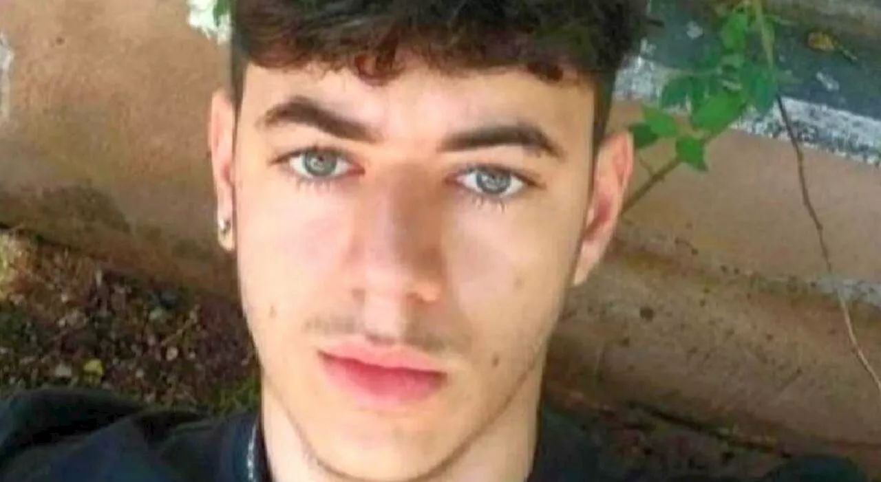 Edoardo Camilli, 17enne scomparso a Roma da 4 giorni. L'ultimo segnale del telefono venerdì sera, non ha docum