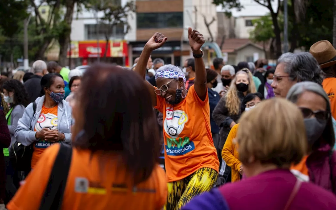 Viagens motivam idosos a permanecer em programas da prefeitura de Volta Redonda