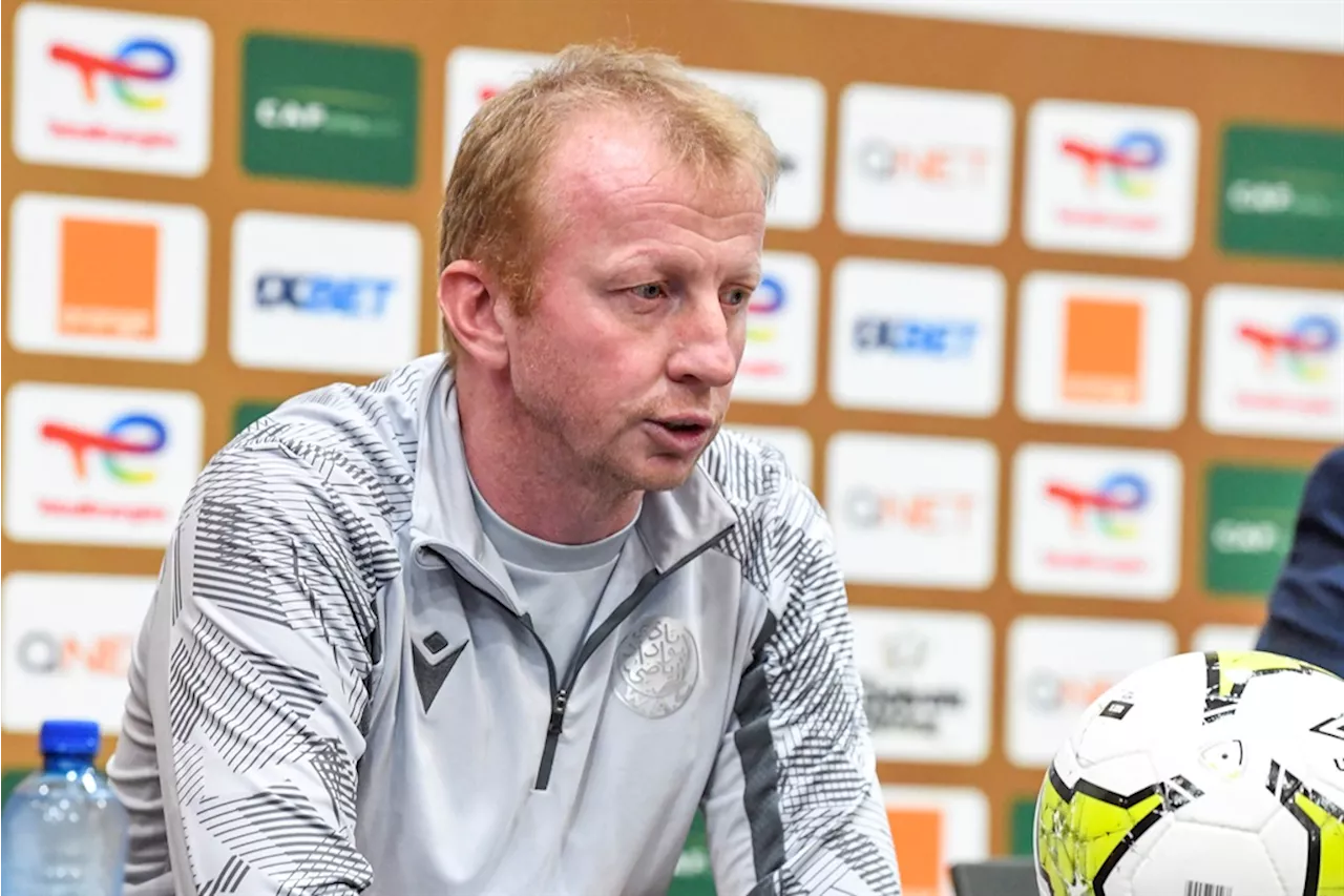 Foreign coach already linked with Kaizer Chiefs job