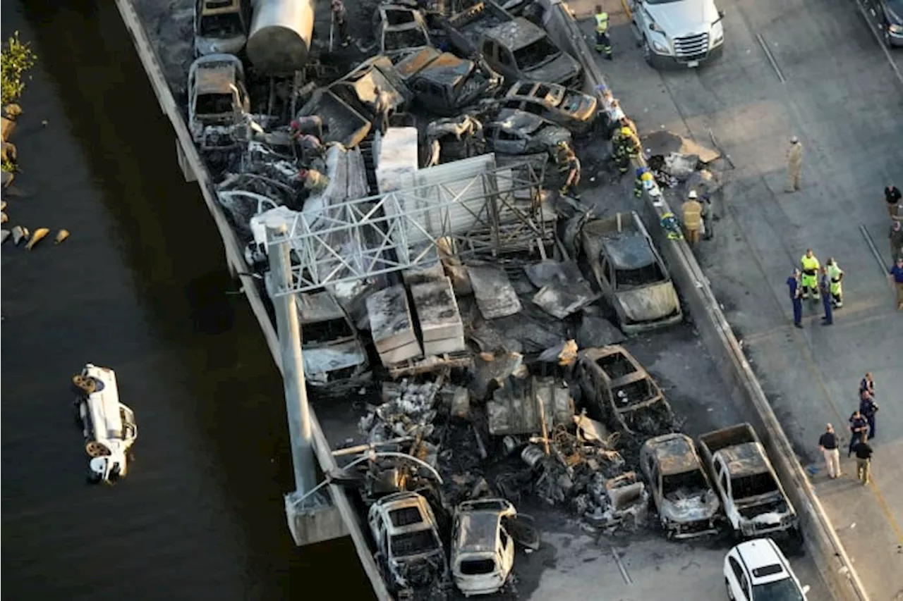 Officials say at least 7 dead in massive vehicle crashes in south Louisiana due to 'superfog'