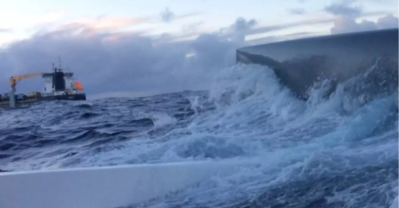 Collision entre deux cargos au large des côtes allemandes, plusieurs disparus