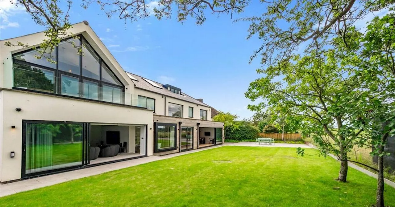 Inside Leeds home with seven bedrooms and scenic views on sale for £2.2m