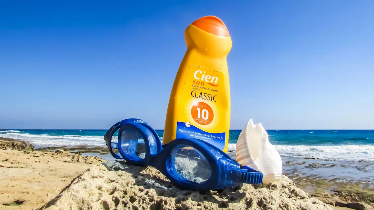 The sunscreen paradox: Researchers warn of 'false sense of security'