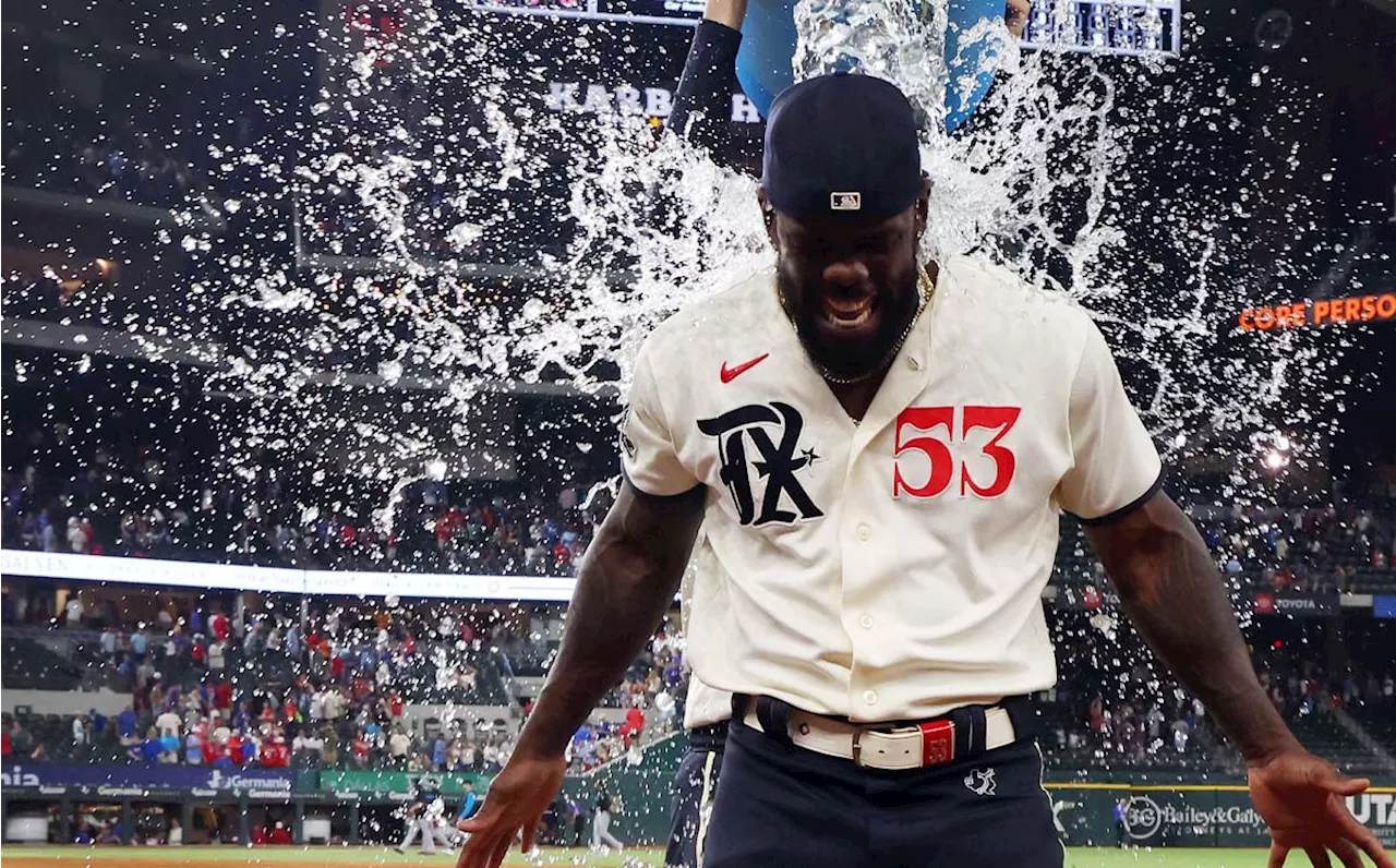 MLB: Adolis García recibe MVP de la Serie de Campeonato de la Liga Americana