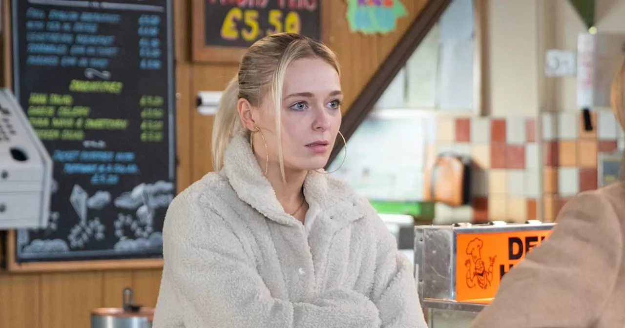 Coronation Street spoilers: Lauren caught sharing videos to creeps