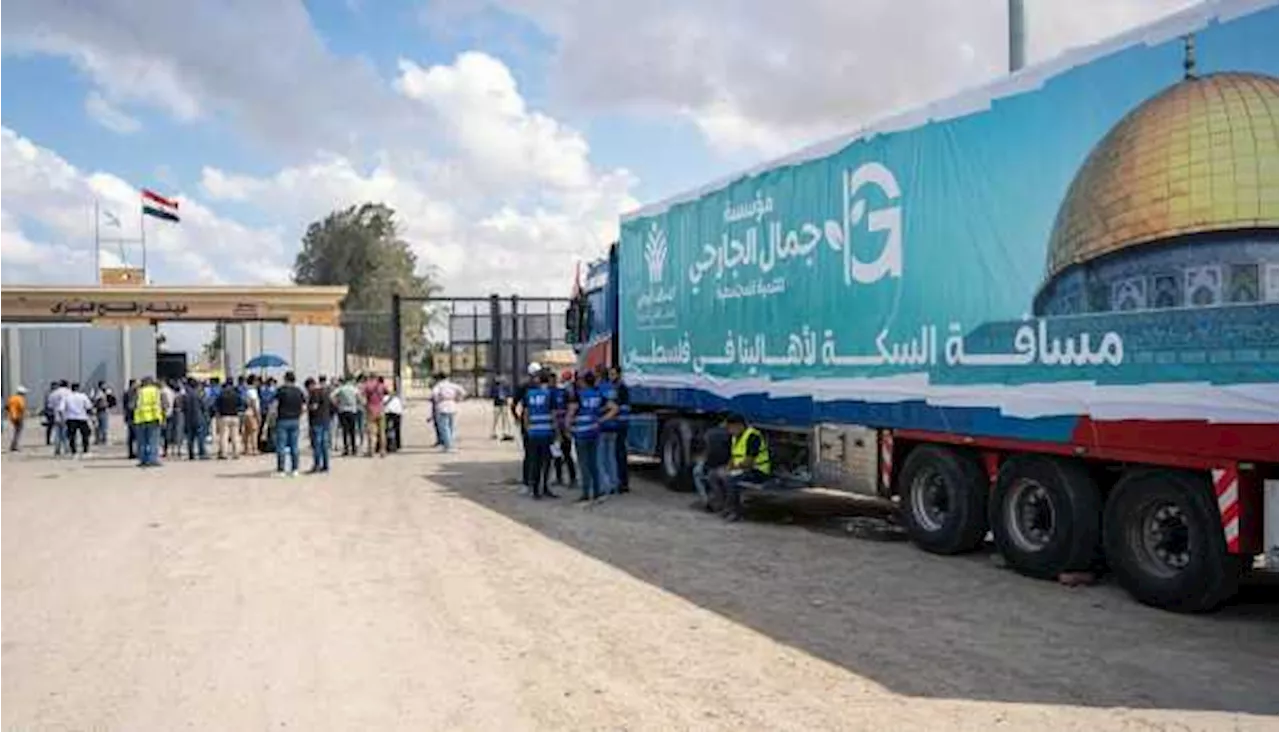 القاهرة الإخبارية: القافلة الرابعة للمساعدات تستعد للانطلاق إلى قطاع غزة