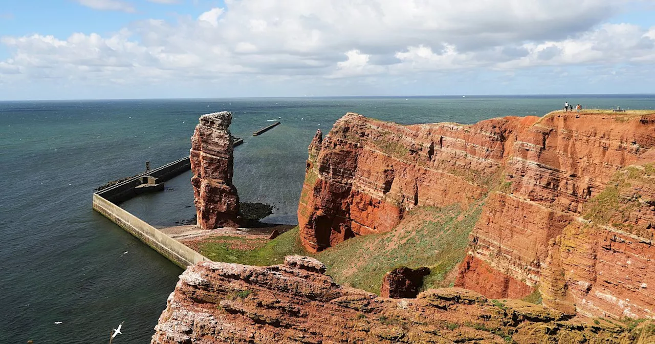 Frachter stoßen nahe Helgoland zusammen - mehrere Menschen vermisst