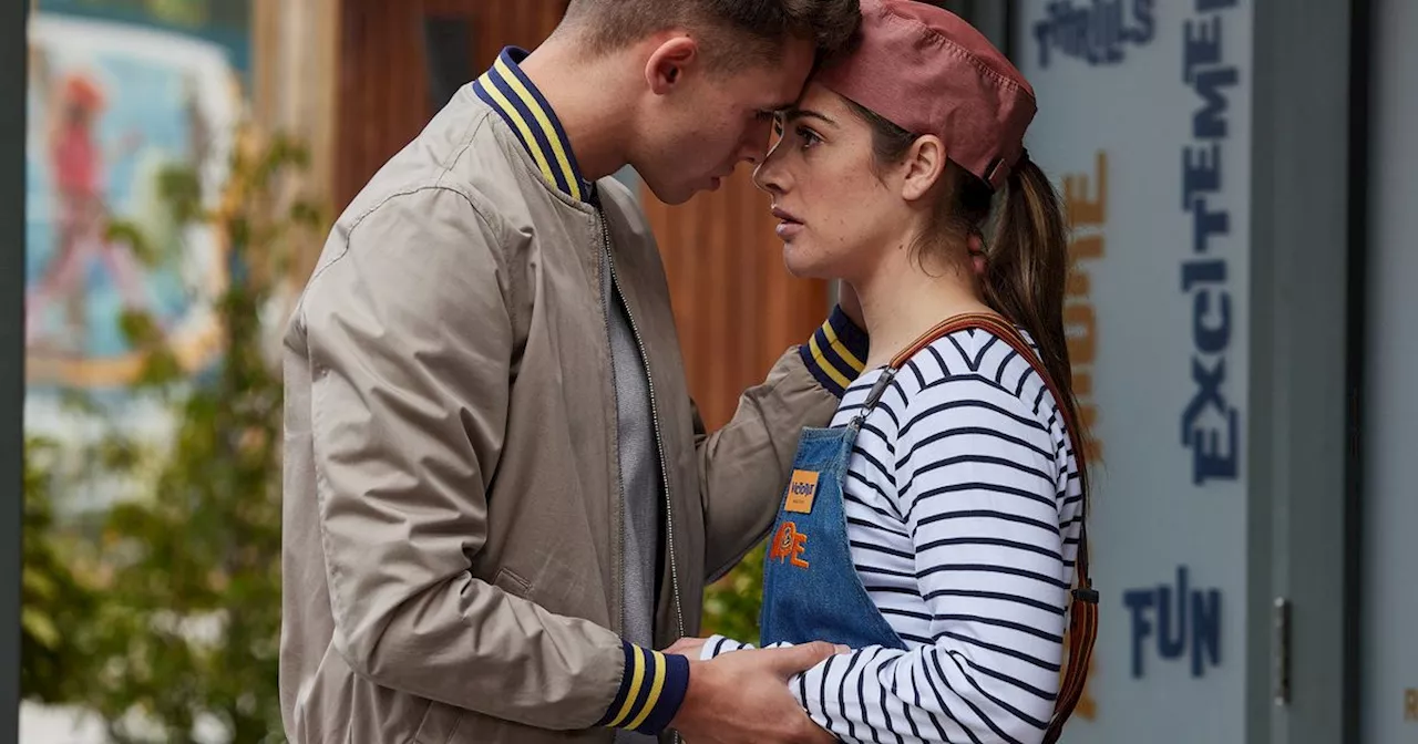 Emmerdale's Jacob and Victoria share a steamy kiss and Ryan gets crushing news