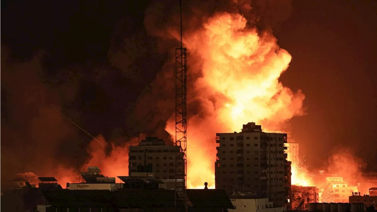 Nuevos bombardeos nocturnos de Israel sobre la Franja de Gaza dejan al menos 140 muertos