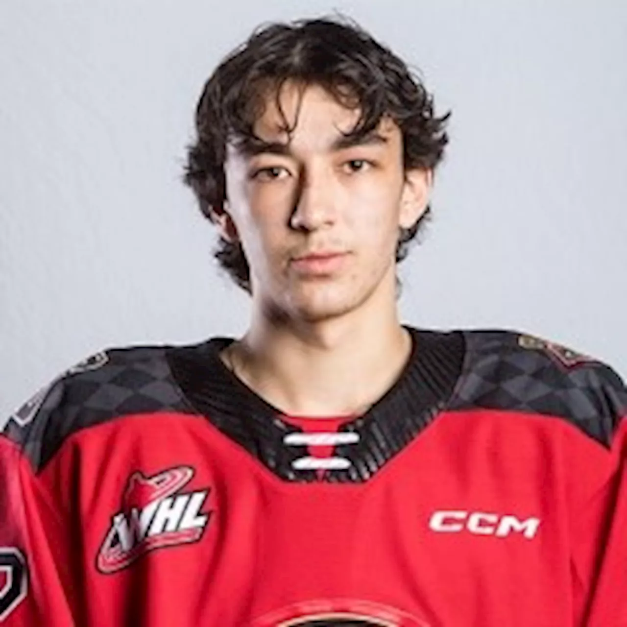 Prince George Cougar Terik Parascak wins WHL rookie award for third time