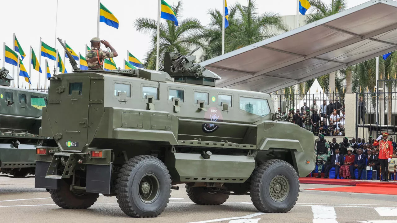 Gabon: Frédéric Bongo, demi-frère du président déchu, radié de l’armée