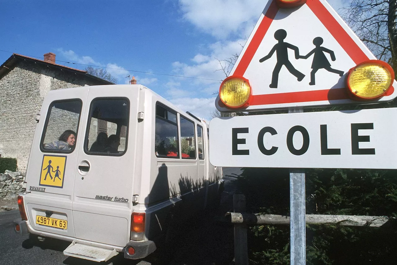 Seine-et-Marne : 'en panique', des élèves abandonnés par un chauffeur de car en pleine nature