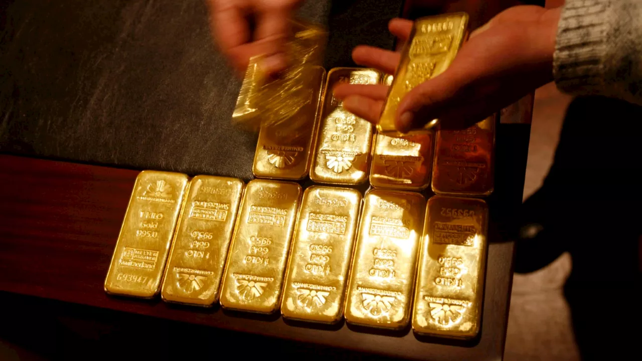 Gold prices bounce to almost $US2000