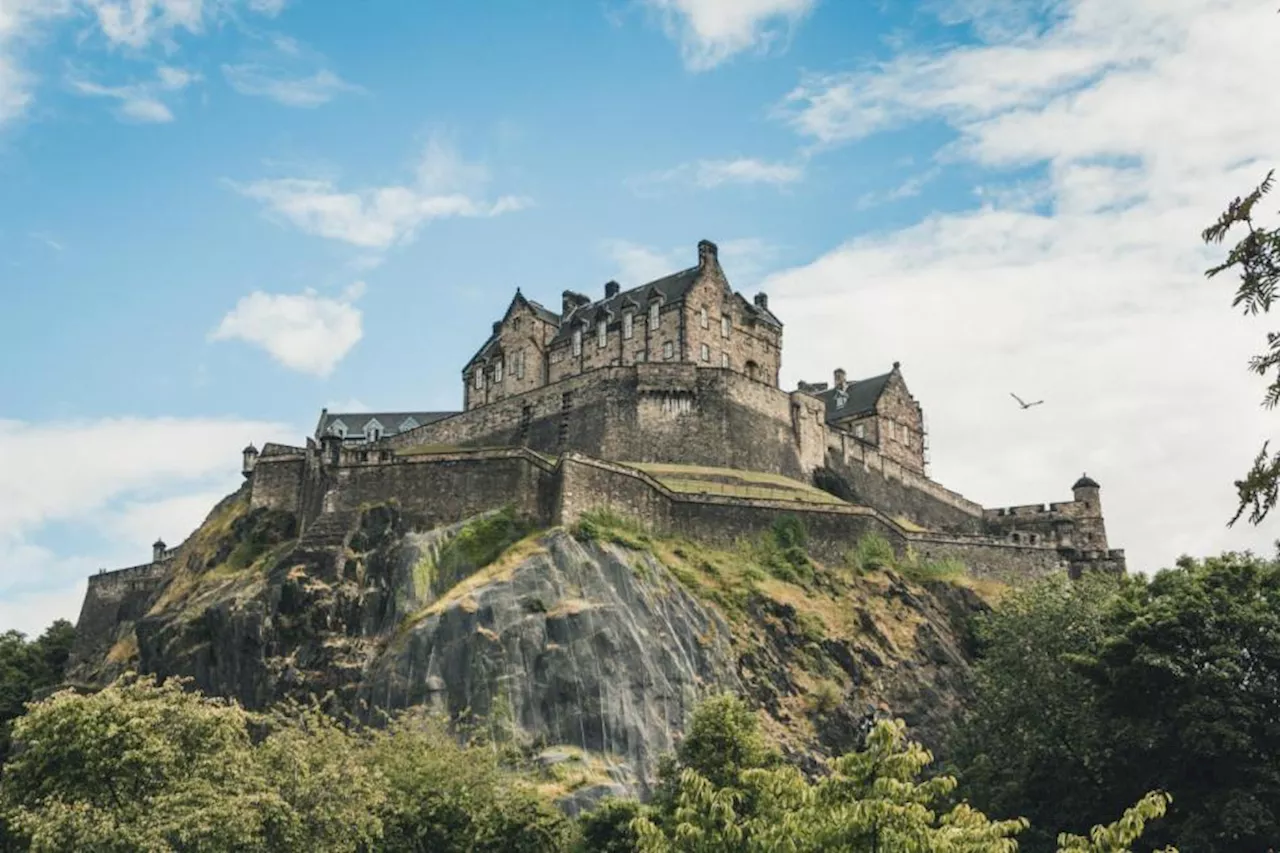 Paul Weller announces Edinburgh Castle concert for summer 2024