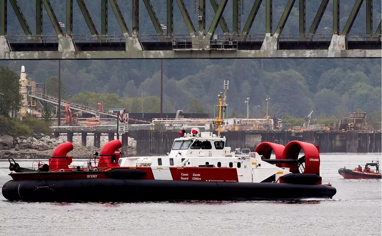 Boater dies when small boat capsizes in rough conditions off Vancouver's Point Grey