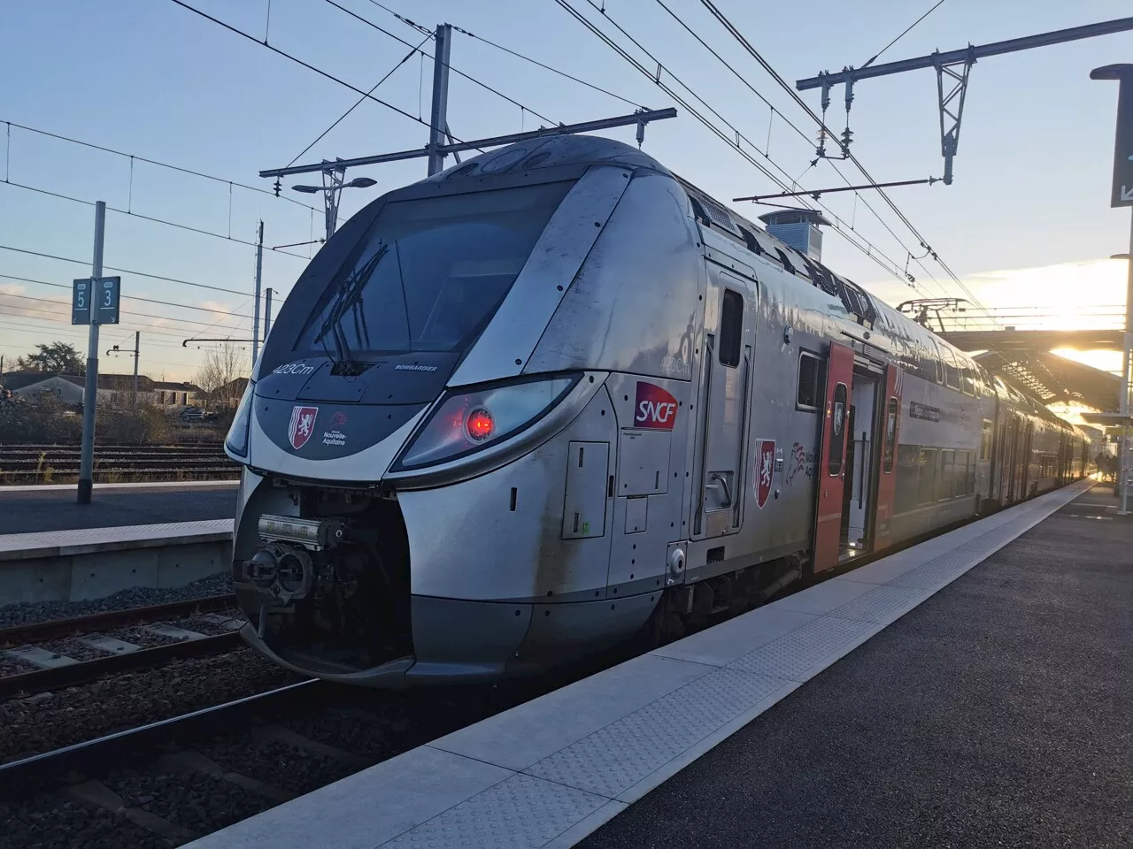 La SNCF teste 'JustGo', pour monter dans le train sans billet, en Nouvelle-Aquitaine