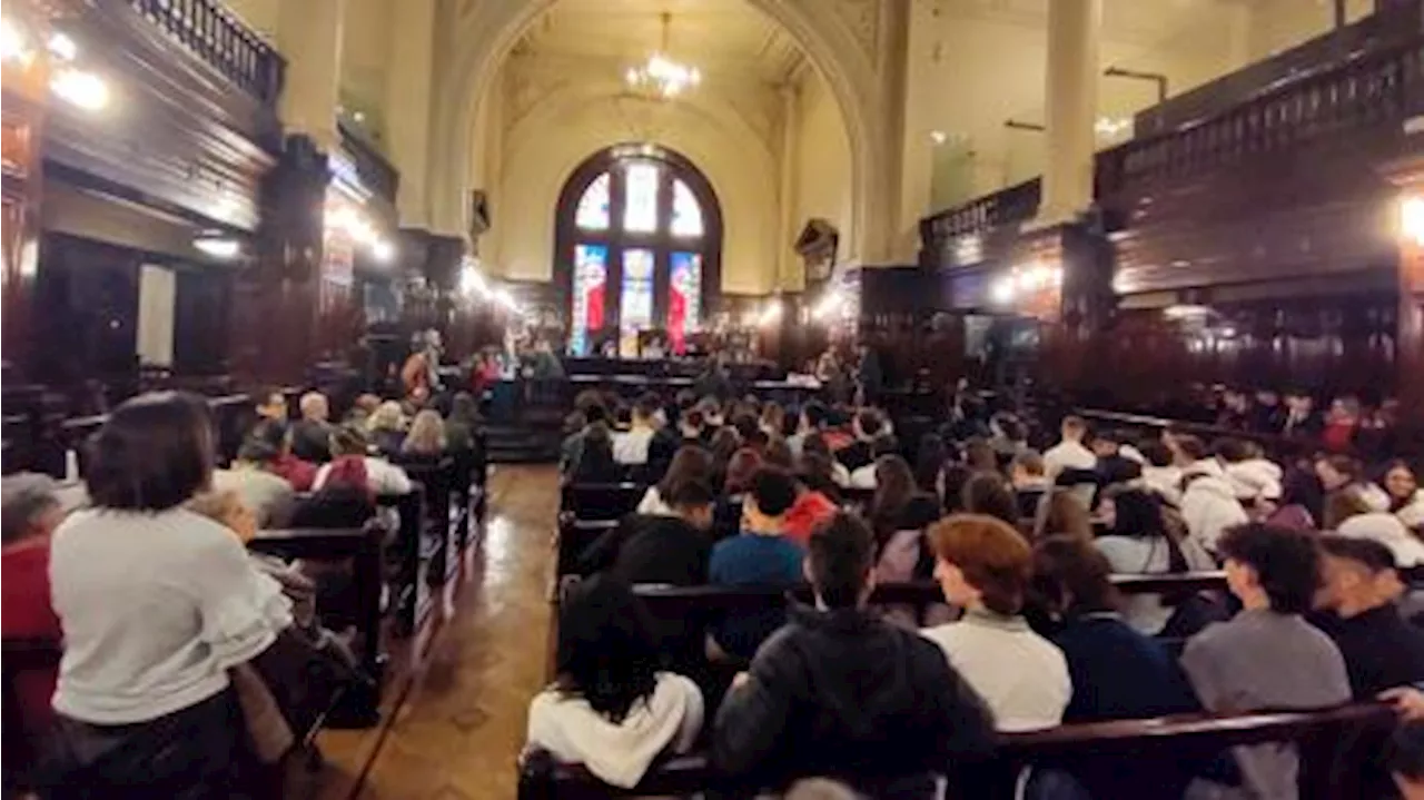 Alumnos secundarios protagonizaron un simulacro de juicio oral y público en Tribunales