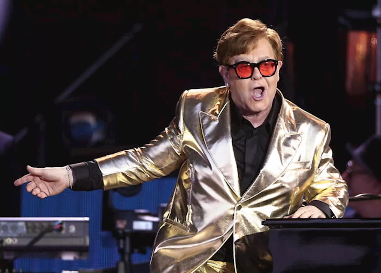 Foto dalla collezione privata di Elton John in mostra a Londra