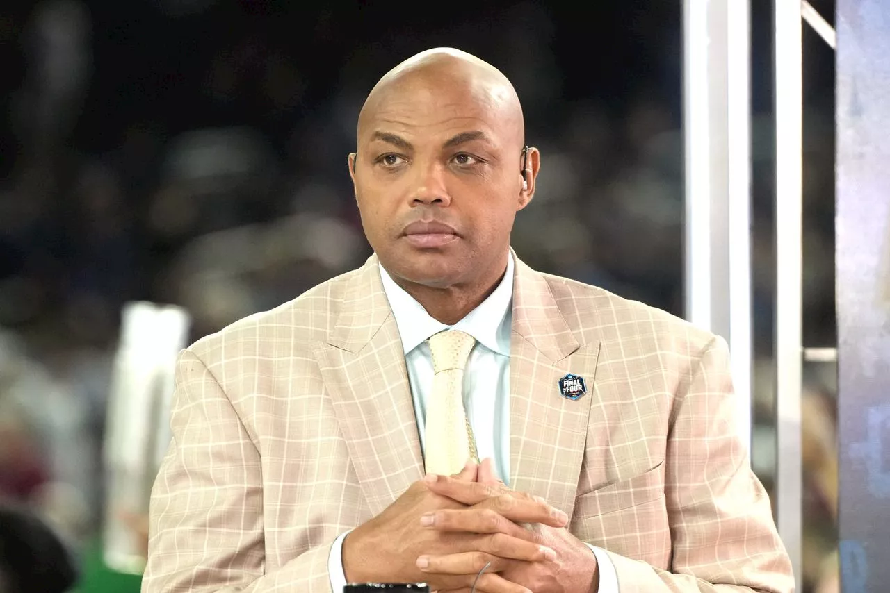 Charles Barkley rips TNT for Nikola Jokic snub on NBA graphic: ‘That’s completely stupid’