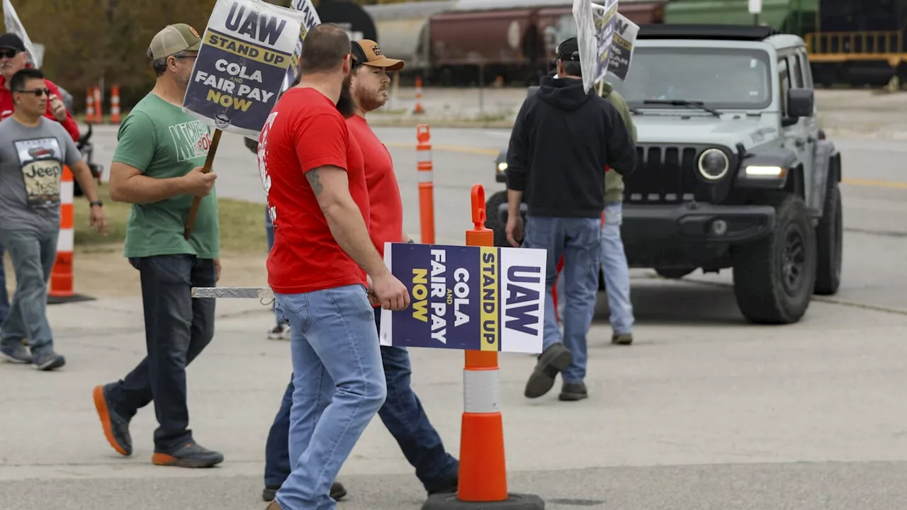 UAW appears to be moving toward a potential deal with Ford that could end strike