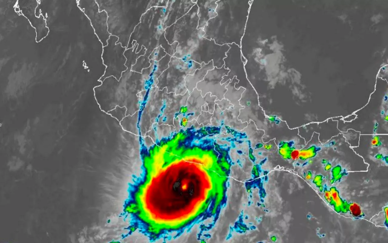 Huracán Otis ya es categoría 4; Guerrero, en alerta máxima ante impacto