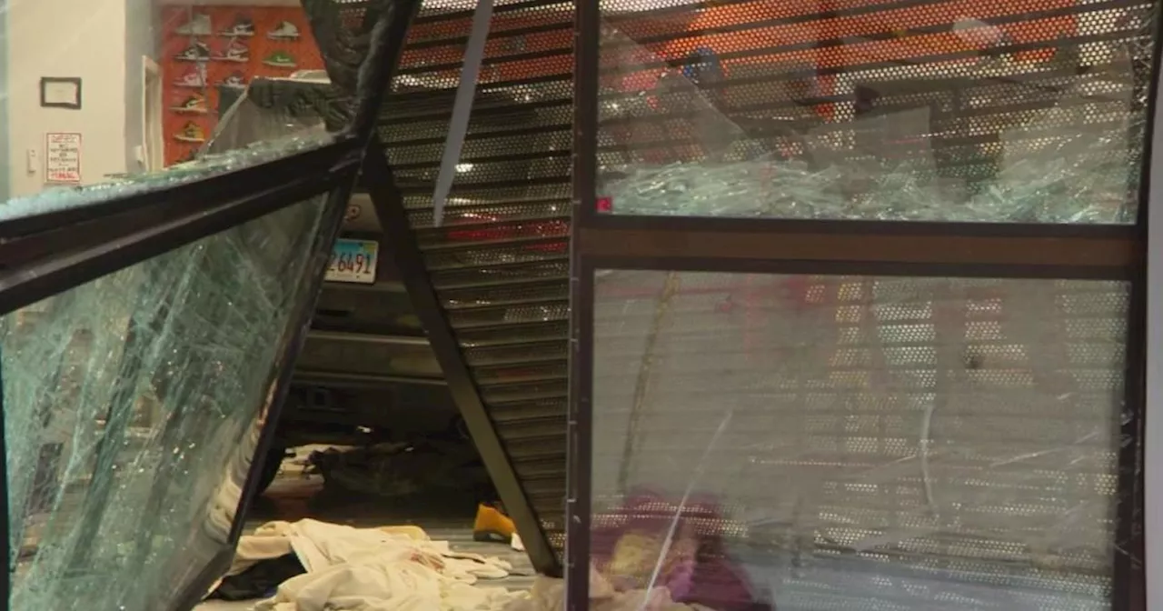 Thieves use SUV to smash into high-end sneaker store in Chicago