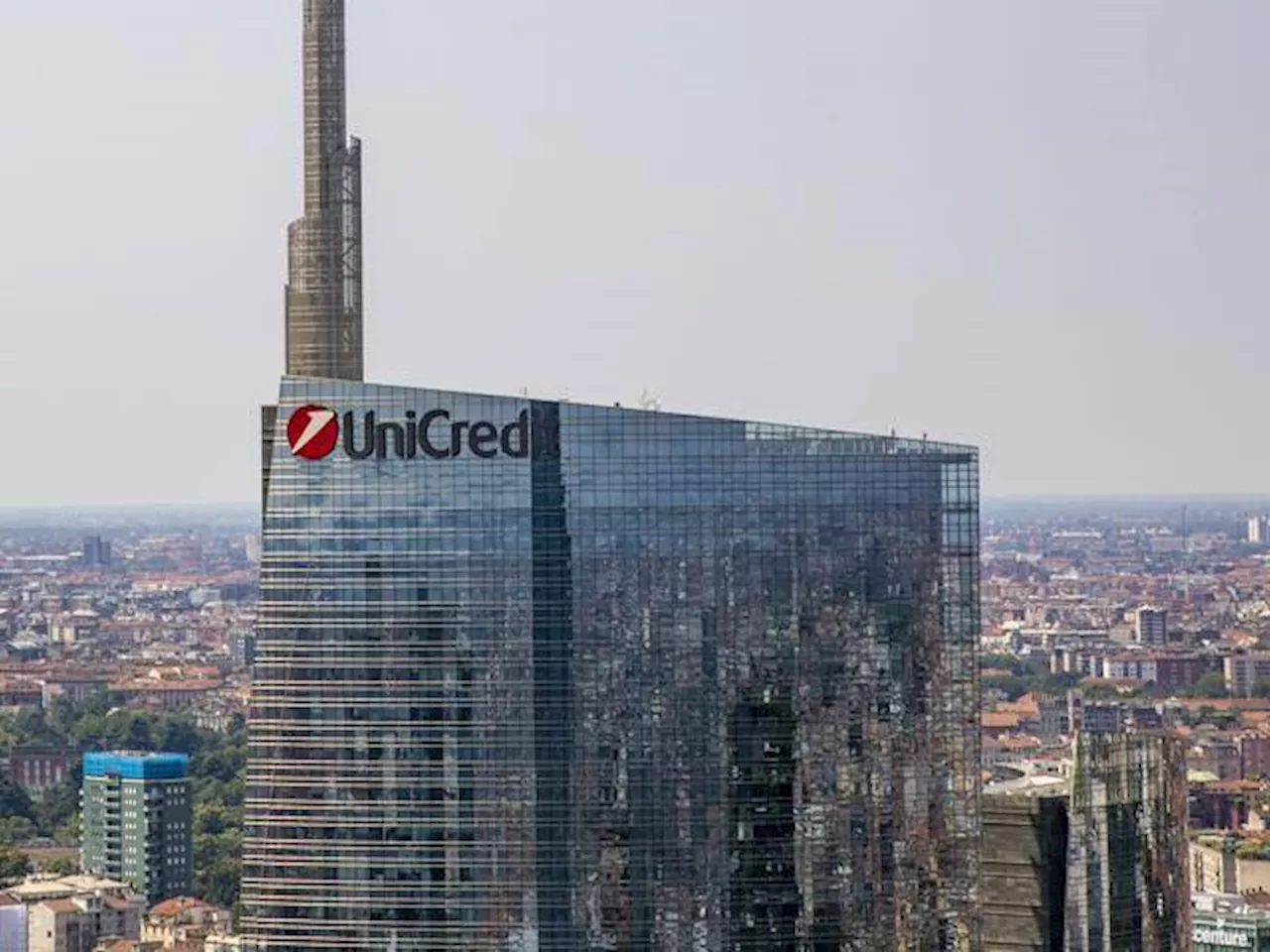 Unicredit, la banca digitale: nasce Buddy R-Evolution, cos’è e cosa cambia