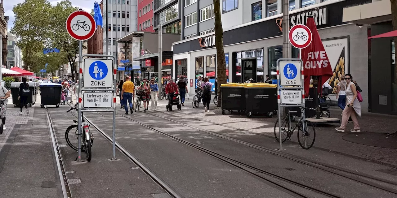 Karlsruhe greift durch und schmeißt Fahrradfahrer aus beliebter Einkaufsstraße