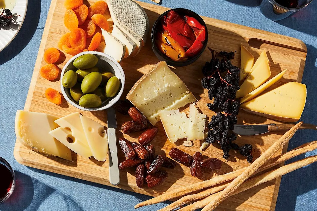 Our Food Stylist’s Tips for the Best Thanksgiving Cheese Board